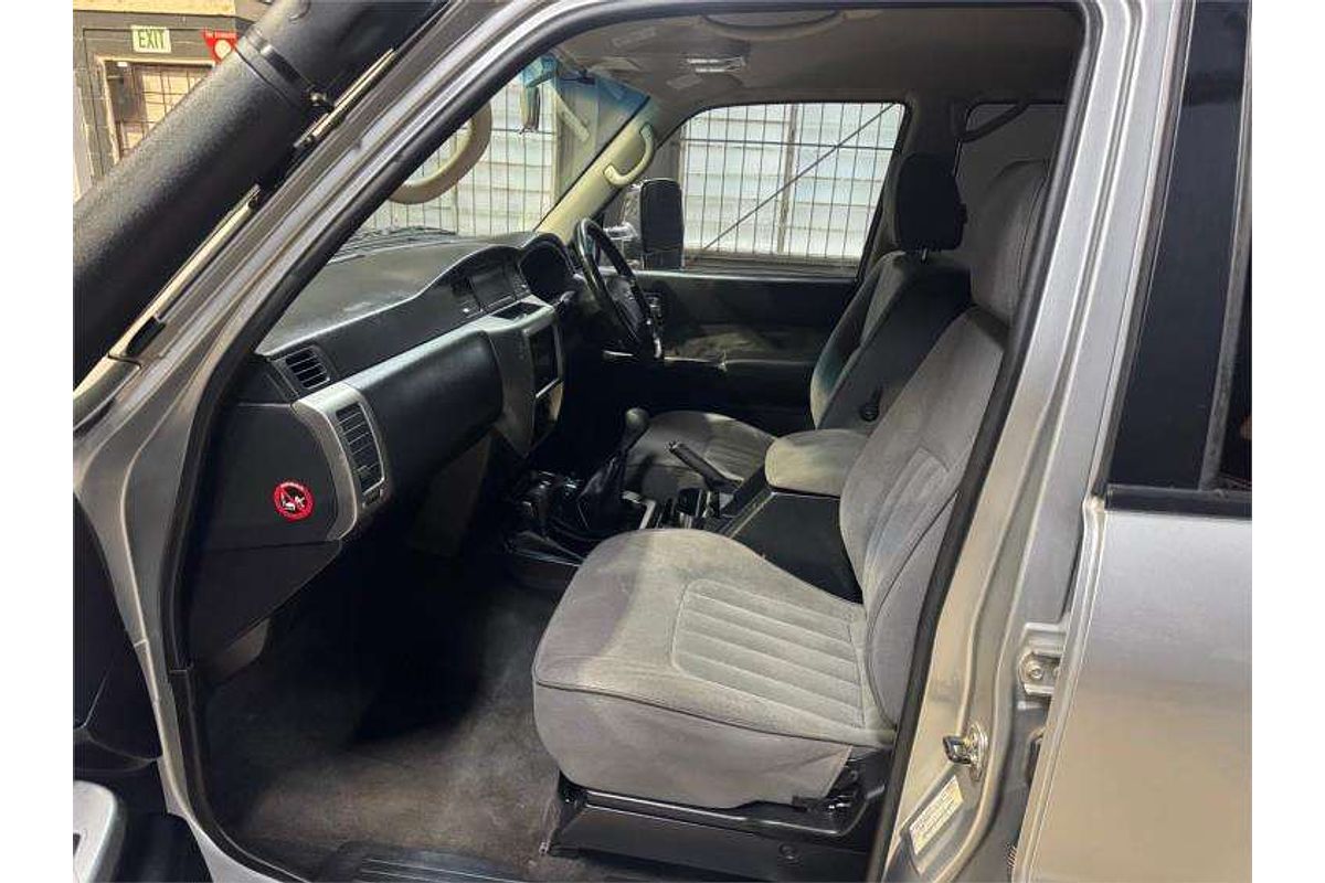 2012 Nissan Patrol ST GU 7
