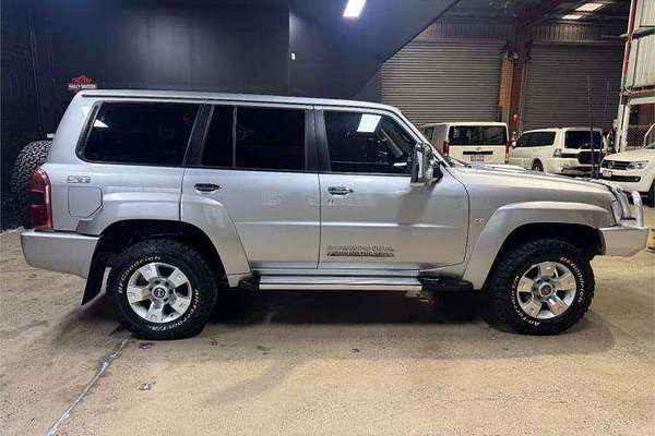 2012 Nissan Patrol ST GU 7