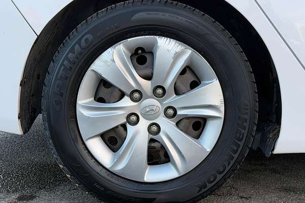 2012 Hyundai Elantra Active MD