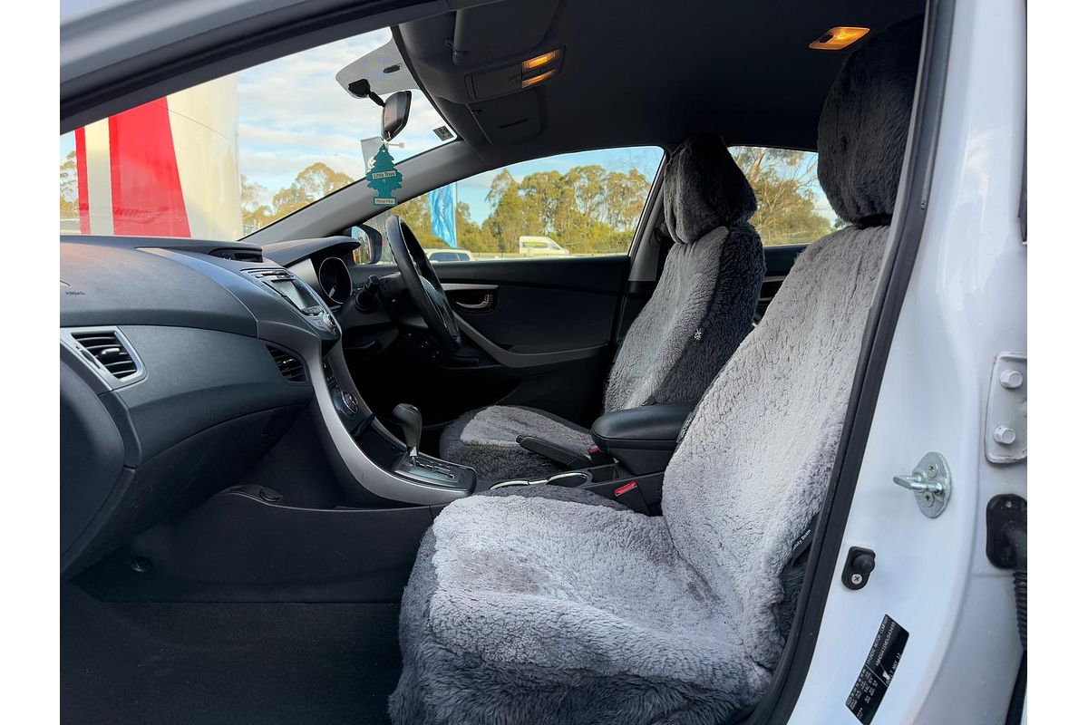 2012 Hyundai Elantra Active MD