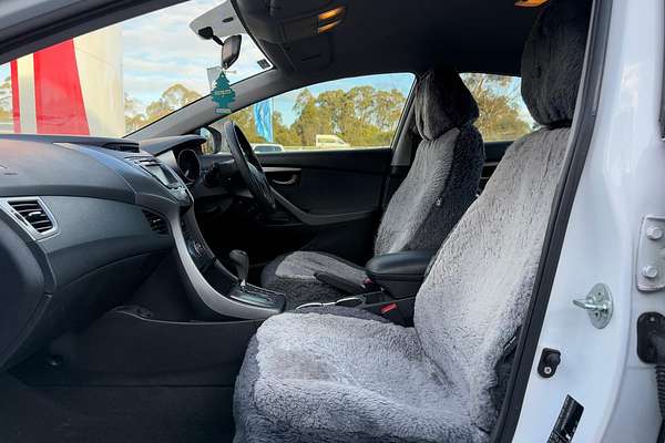 2012 Hyundai Elantra Active MD