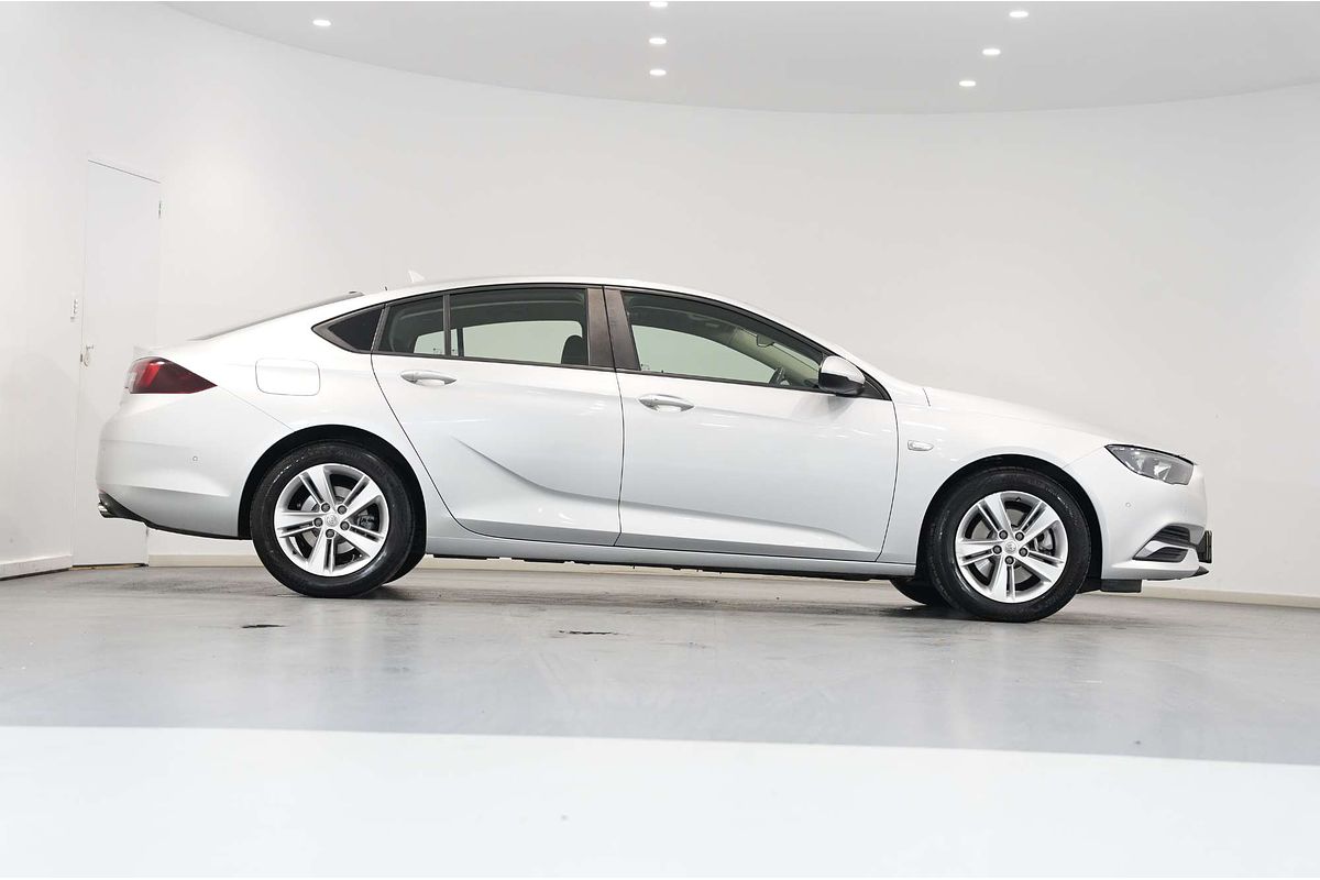 2020 Holden Commodore LT ZB