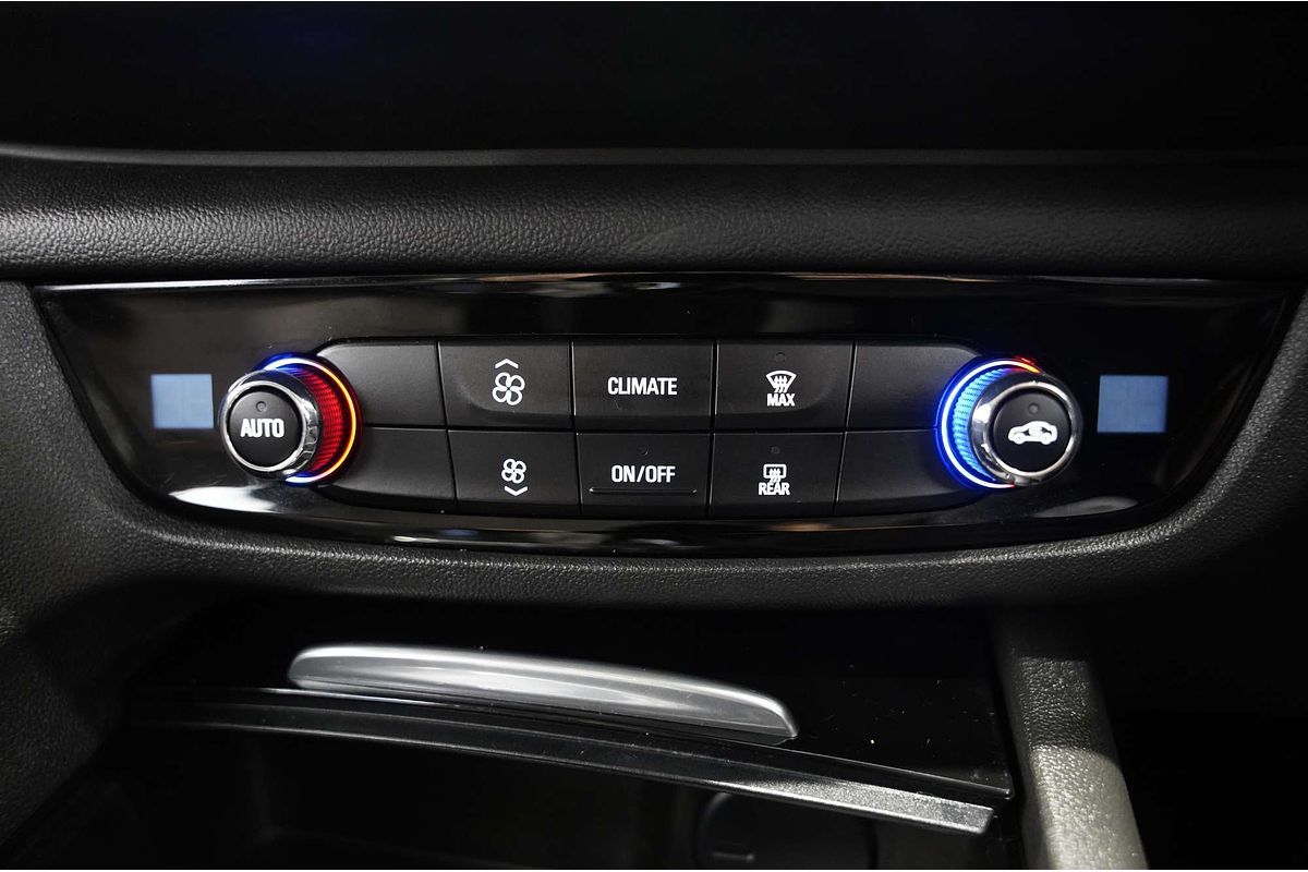 2020 Holden Commodore LT ZB