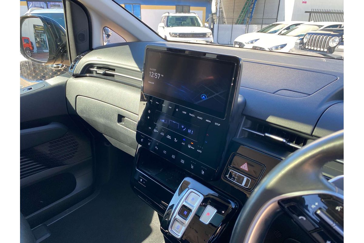 2022 Hyundai STARIA Highlander US4.V1