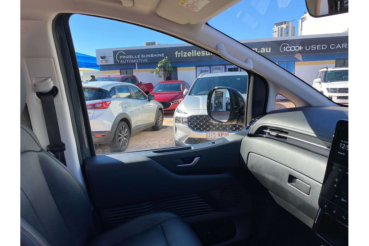 2022 Hyundai STARIA Highlander US4.V1