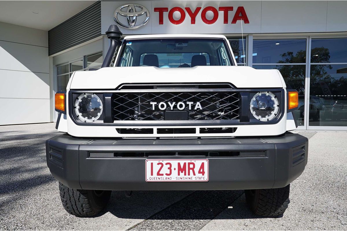 2024 Toyota LC Military LC Military GX 2.8L T Diesel Automatic Single C/Chassis GDJL79R 4X4