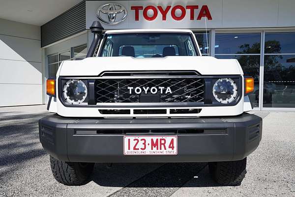 2024 Toyota LC Military LC Military GX 2.8L T Diesel Automatic Single C/Chassis GDJL79R 4X4