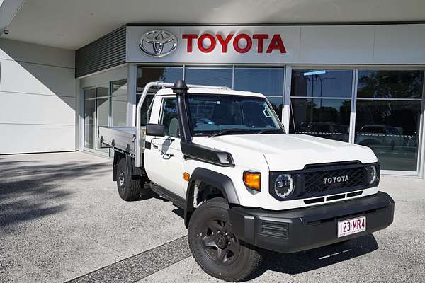 2024 Toyota LC Military LC Military GX 2.8L T Diesel Automatic Single C/Chassis GDJL79R 4X4