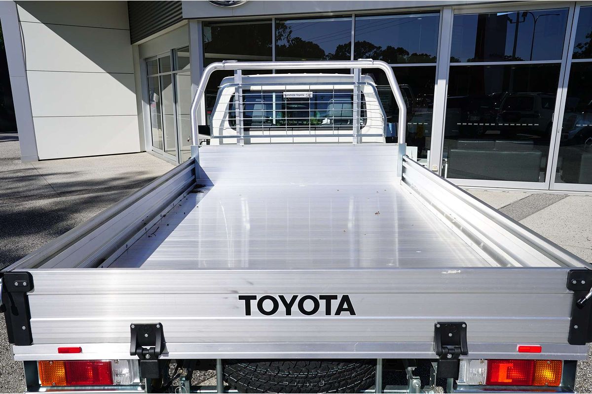 2024 Toyota LC Military LC Military GX 2.8L T Diesel Automatic Single C/Chassis GDJL79R 4X4