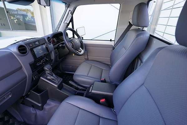 2024 Toyota LC Military LC Military GX 2.8L T Diesel Automatic Single C/Chassis GDJL79R 4X4