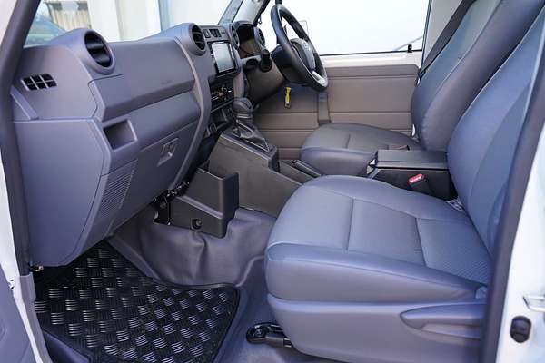 2024 Toyota LC Military LC Military GX 2.8L T Diesel Automatic Single C/Chassis GDJL79R 4X4