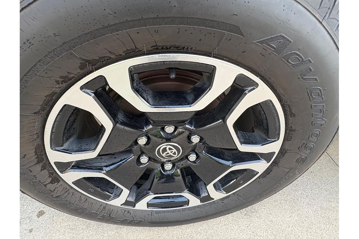 2021 Toyota Hilux SR5 GUN126R 4X4