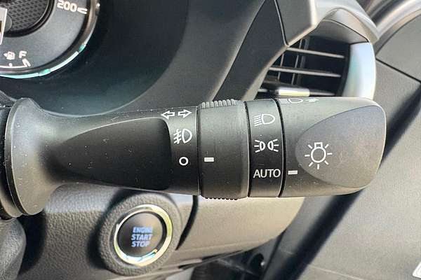 2021 Toyota Hilux SR5 GUN126R 4X4