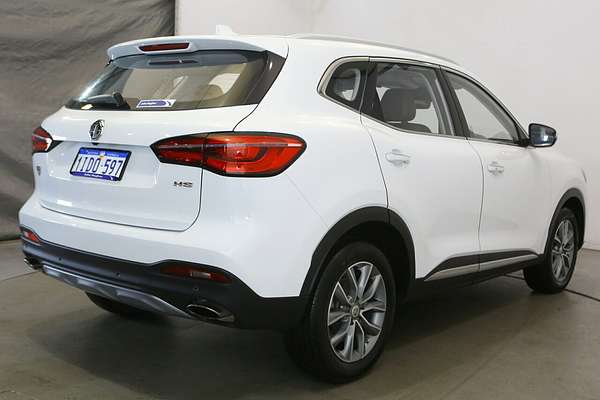 2024 MG HS Vibe SAS23