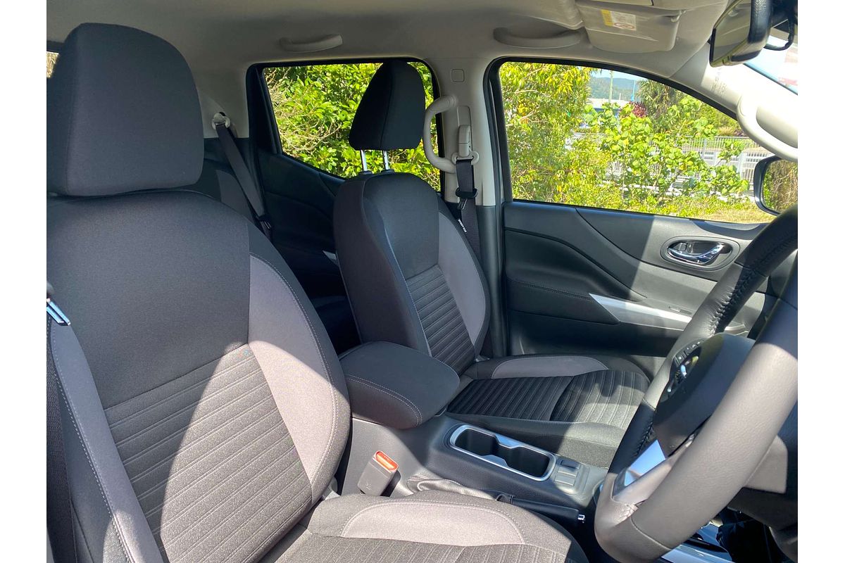 2025 Nissan Navara ST-X D23 4X4