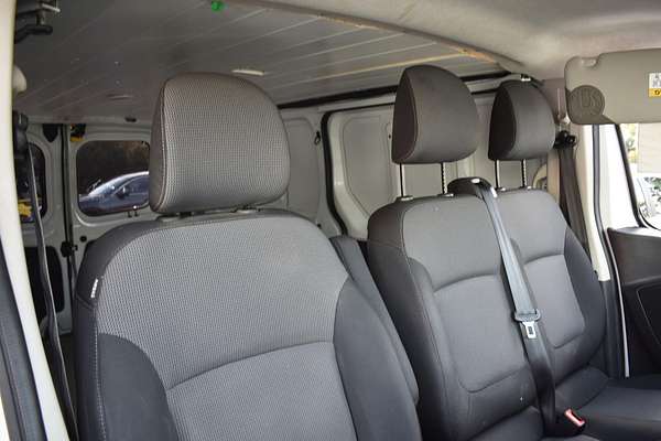2020 Mitsubishi Express GLX SN LWB