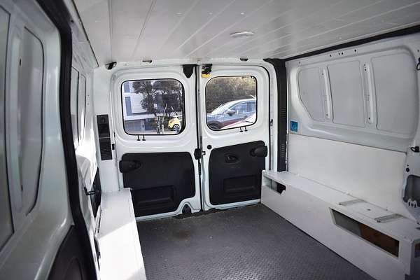 2020 Mitsubishi Express GLX SN LWB