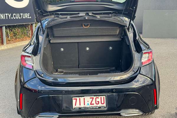 2019 Toyota Corolla ZR Hybrid ZWE211R