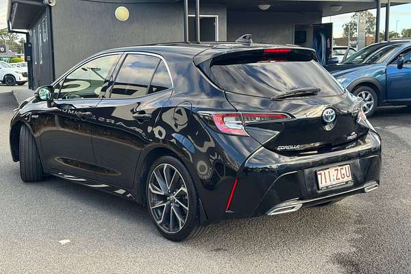 2019 Toyota Corolla ZR Hybrid ZWE211R
