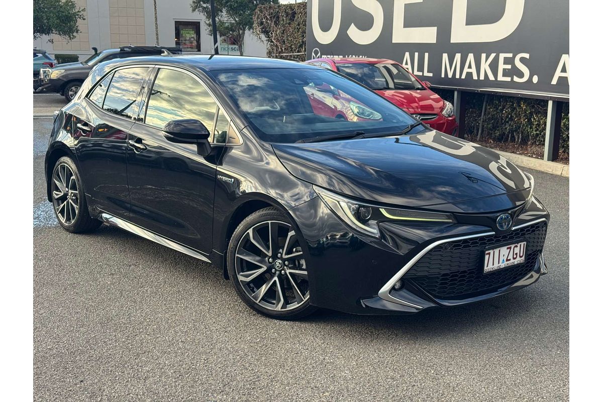 2019 Toyota Corolla ZR Hybrid ZWE211R