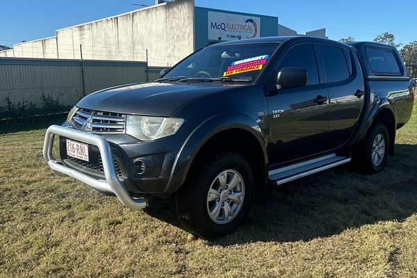 2011 Mitsubishi Triton GL-R MN 4X4