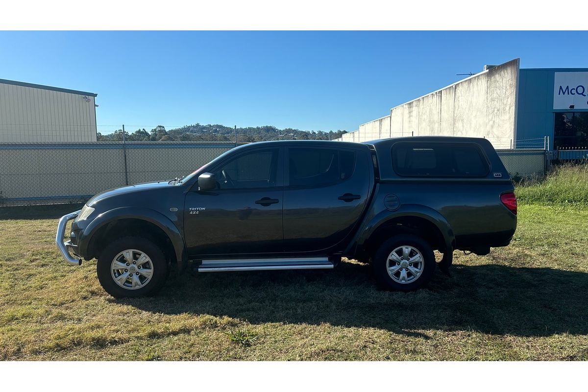 2011 Mitsubishi Triton GL-R MN 4X4