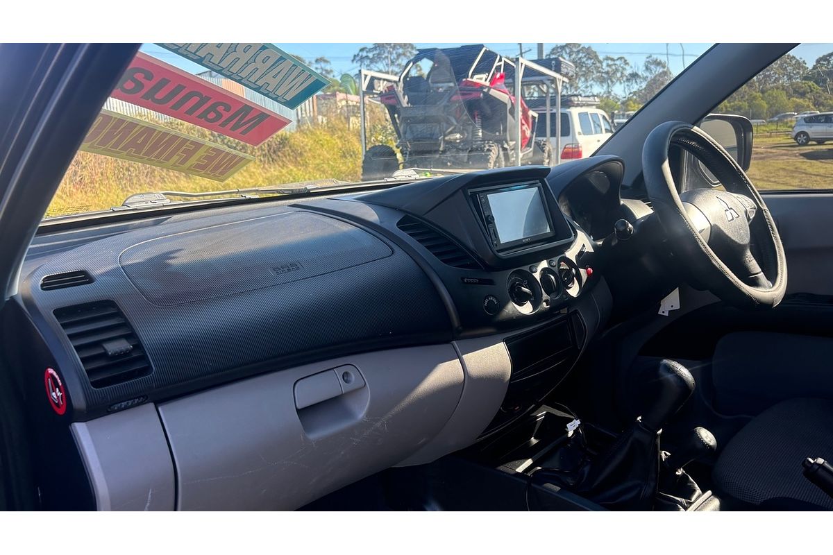 2011 Mitsubishi Triton GL-R MN 4X4