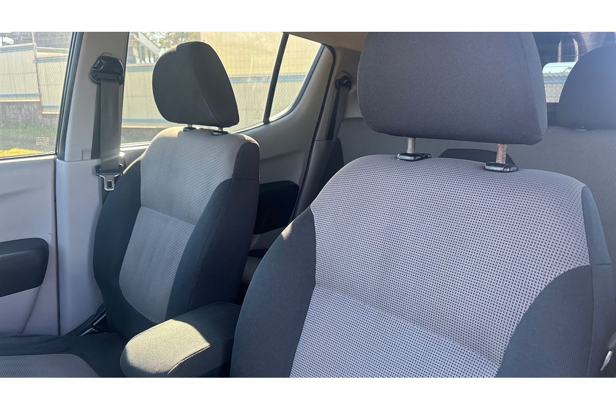 2011 Mitsubishi Triton GL-R MN 4X4