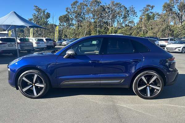 2023 Porsche Macan T 95B