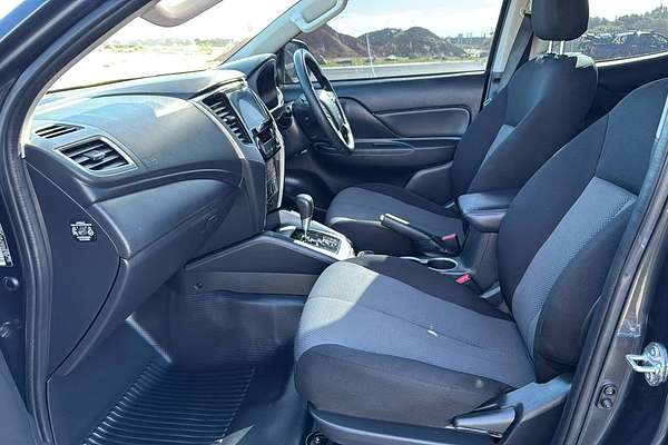 2021 Mitsubishi Triton GLX+ MR 4X4