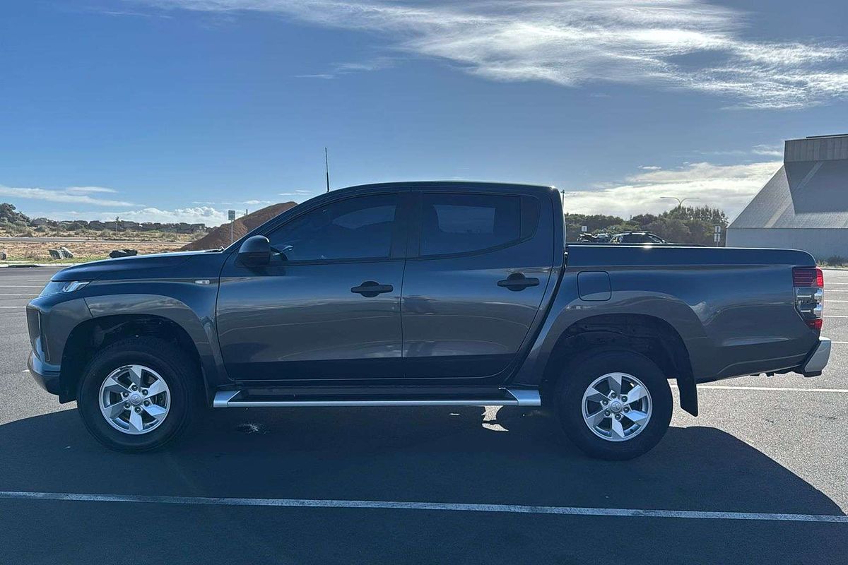 2021 Mitsubishi Triton GLX+ MR 4X4