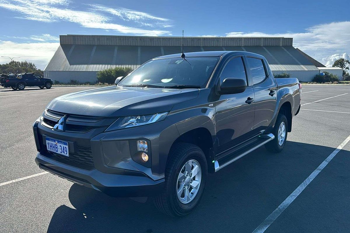 2021 Mitsubishi Triton GLX+ MR 4X4