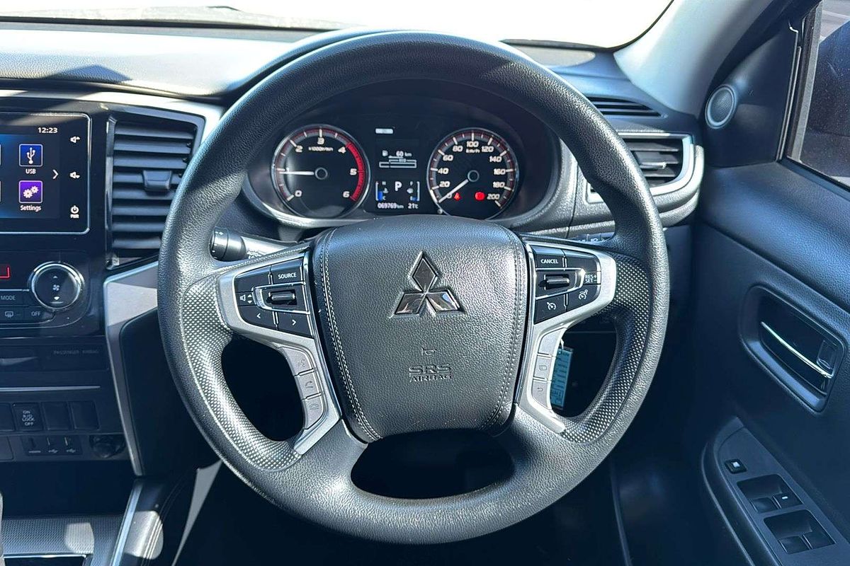 2021 Mitsubishi Triton GLX+ MR 4X4