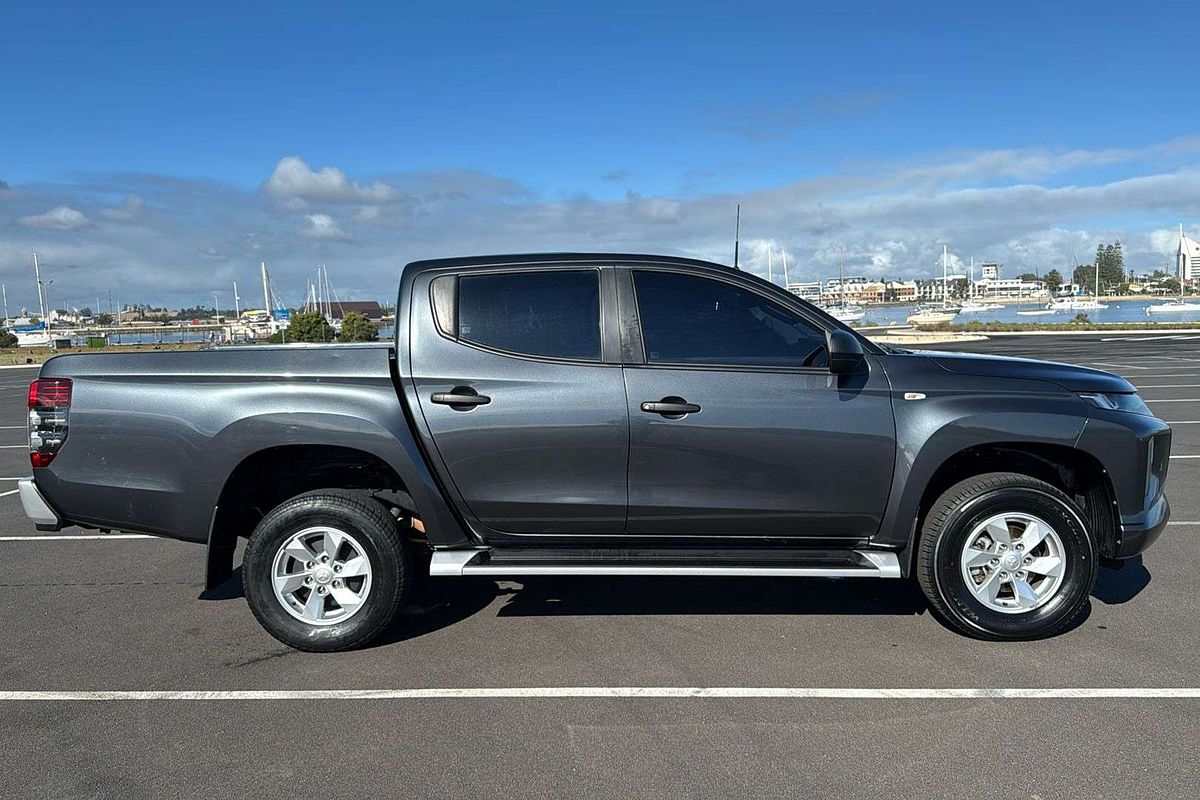 2021 Mitsubishi Triton GLX+ MR 4X4