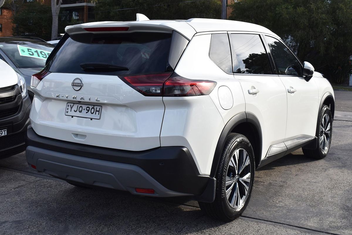 2022 Nissan X-TRAIL ST-L T33
