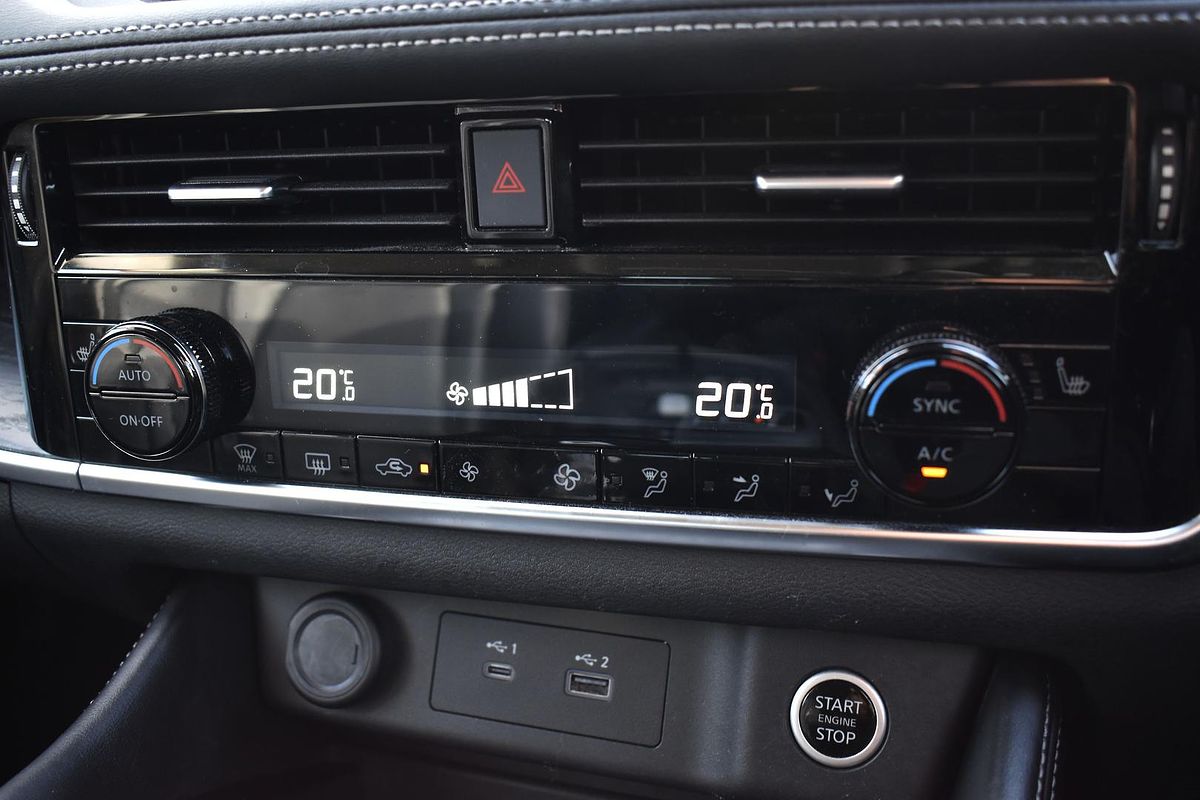 2022 Nissan X-TRAIL ST-L T33