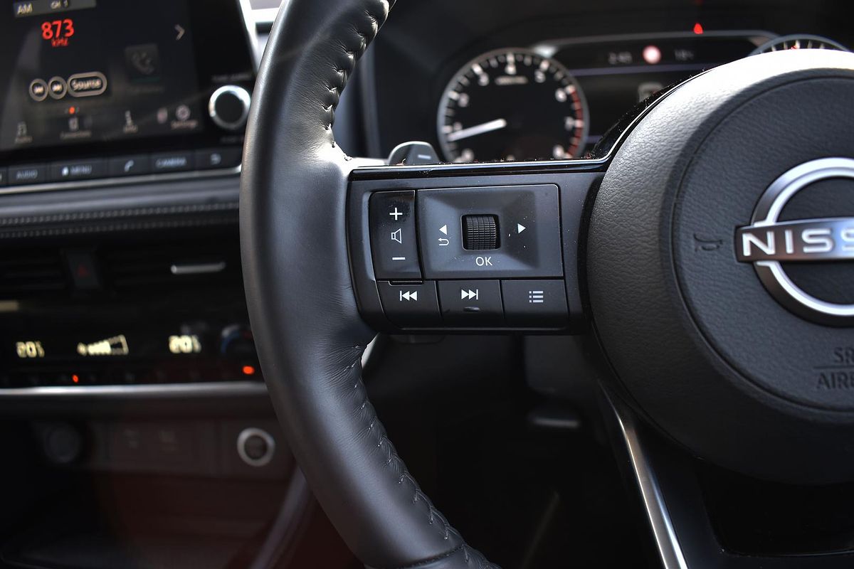 2022 Nissan X-TRAIL ST-L T33