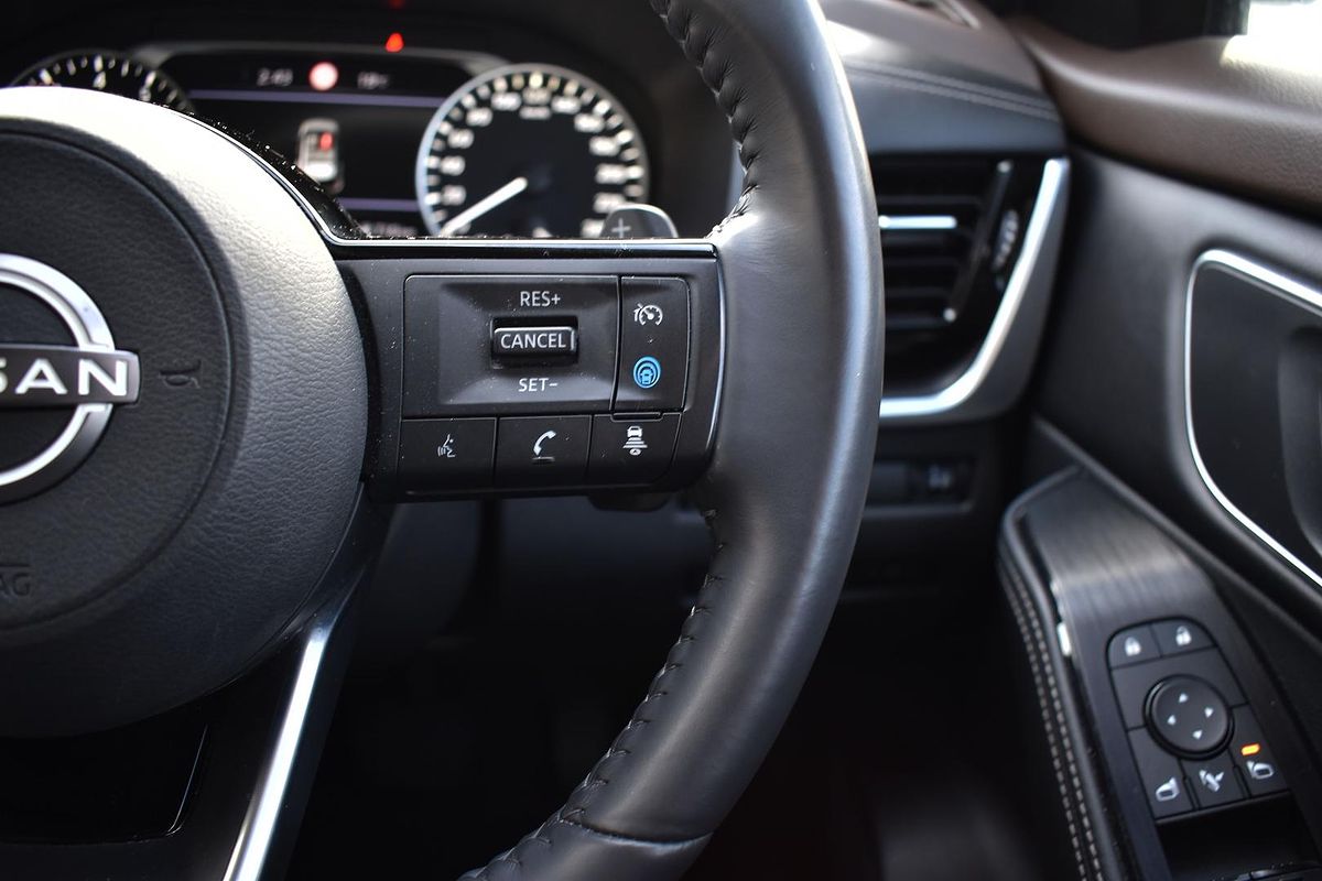 2022 Nissan X-TRAIL ST-L T33