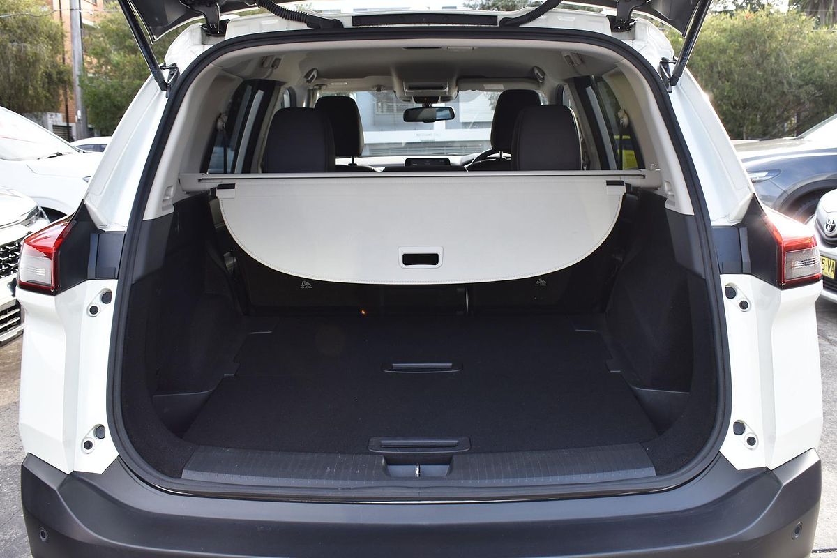 2022 Nissan X-TRAIL ST-L T33