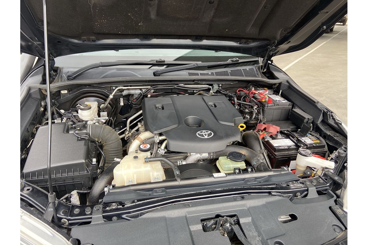 2018 Toyota Hilux SR5 GUN126R 4X4