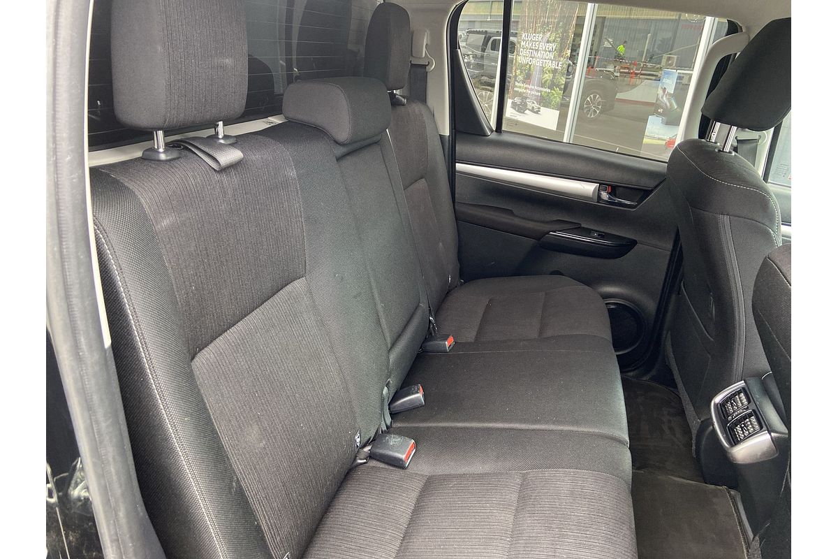 2018 Toyota Hilux SR5 GUN126R 4X4