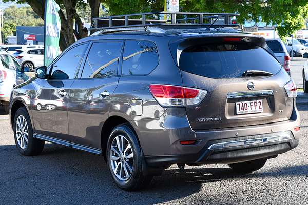 2015 Nissan PATHFINDER ST R52