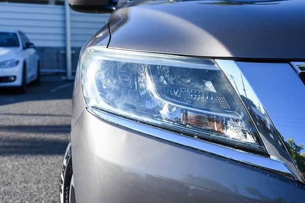 2015 Nissan PATHFINDER ST R52
