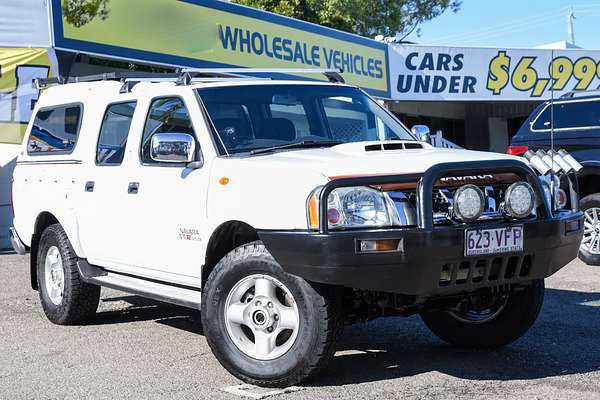 2014 Nissan NAVARA ST-R D22
