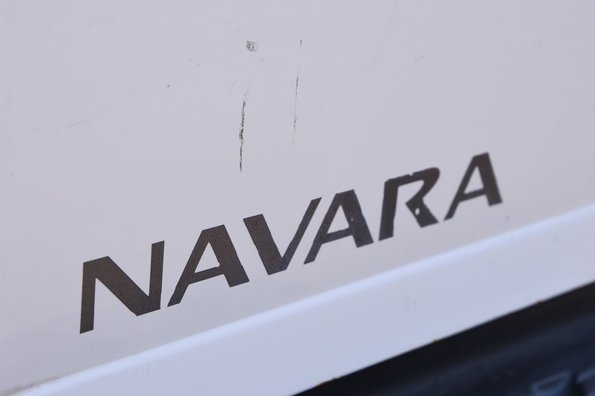 2014 Nissan NAVARA ST-R D22