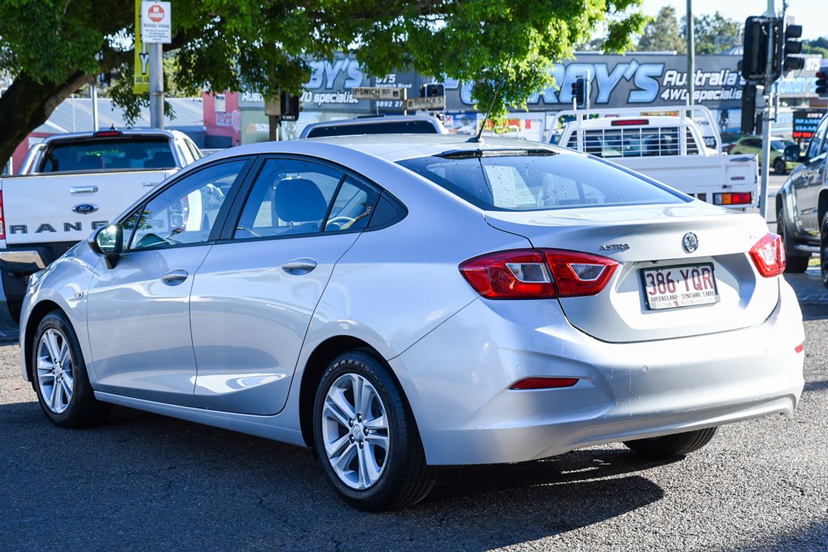 2018 Holden ASTRA LS BL