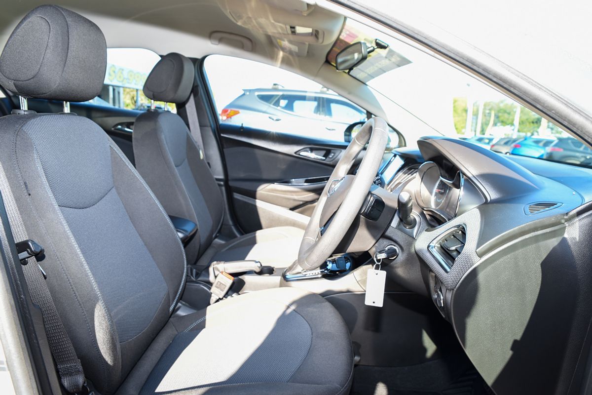 2018 Holden ASTRA LS BL