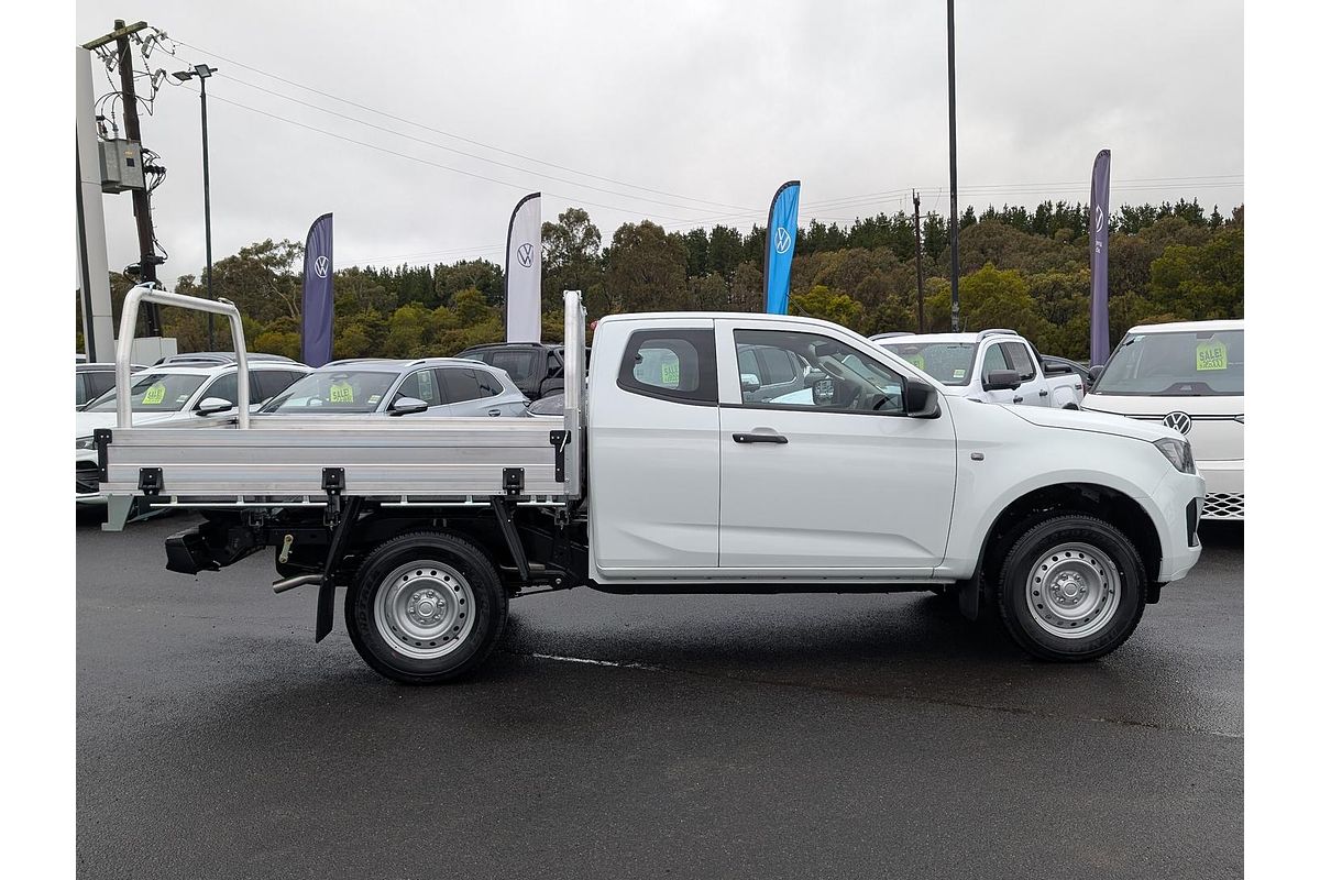 2025 Isuzu D-MAX SX 4X4