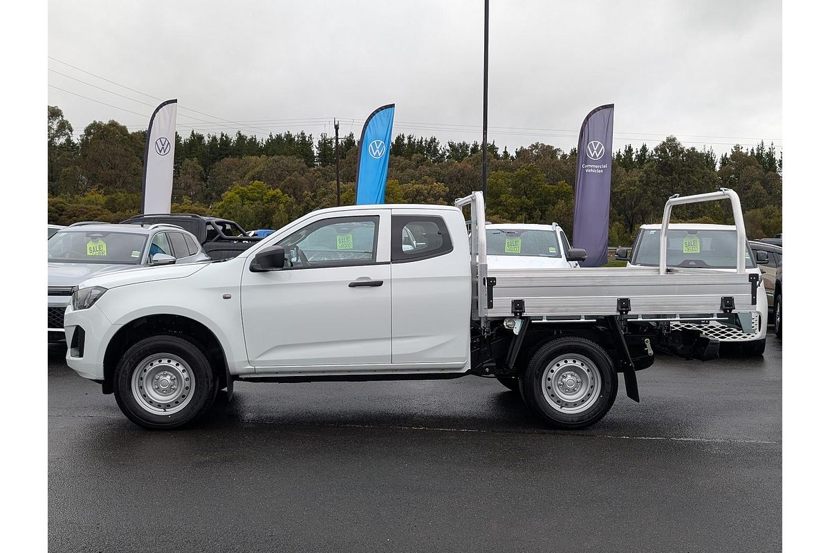 2025 Isuzu D-MAX SX 4X4