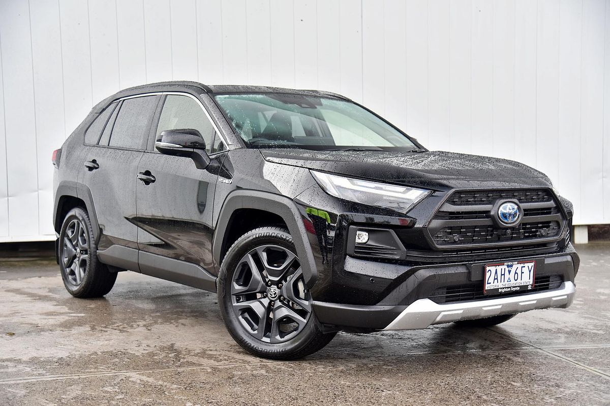 2024 Toyota RAV4 Edge AXAH54R